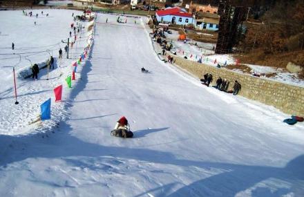 朱雀山滑雪场